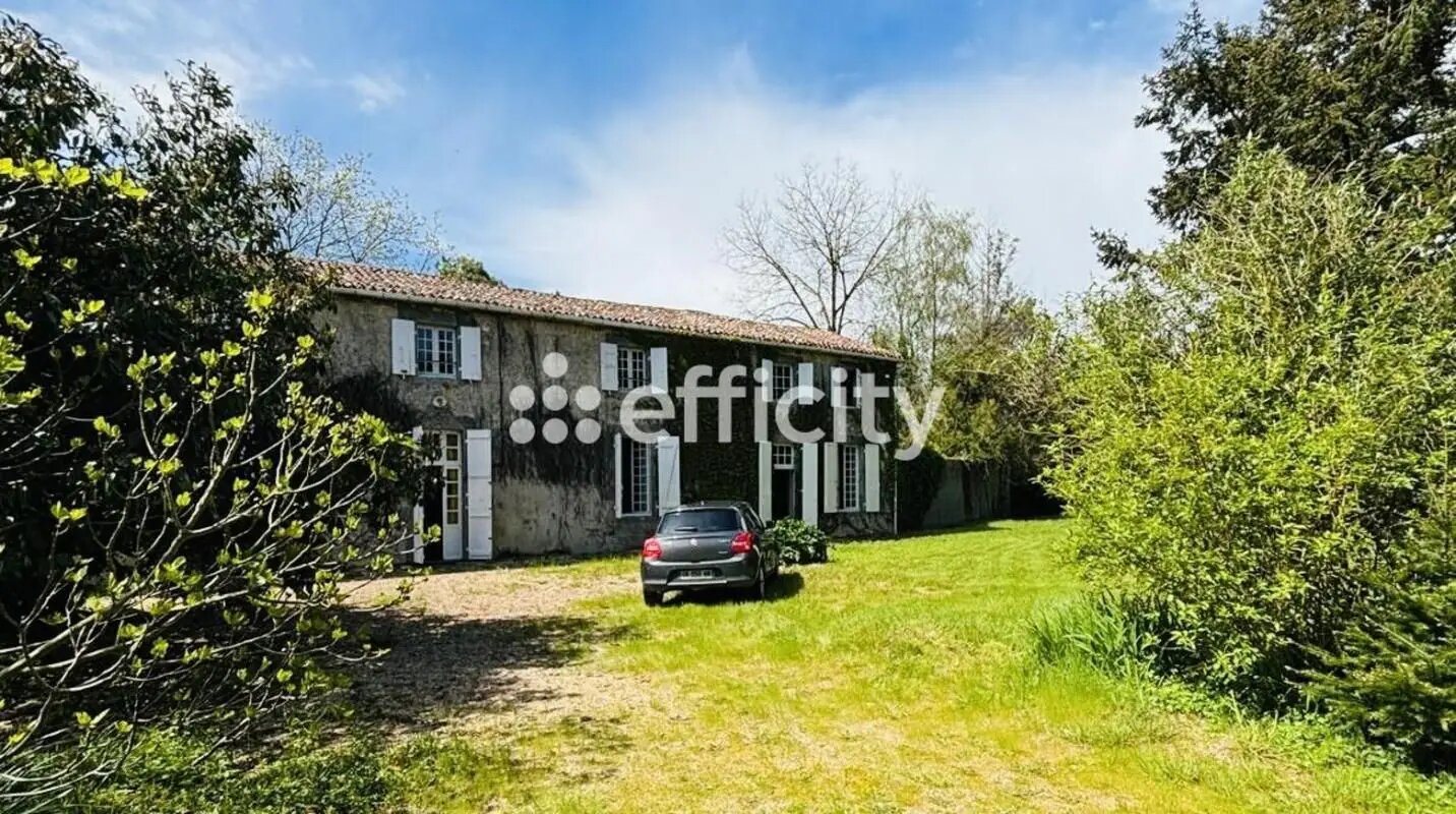 Maison à vendre, 200m², La Forêt-sur-Sèvre