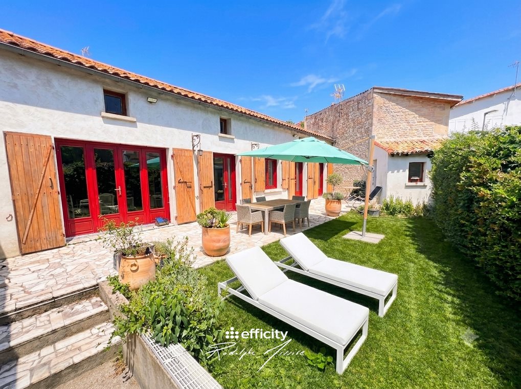 Maison à vendre, 115m², Chef-Boutonne