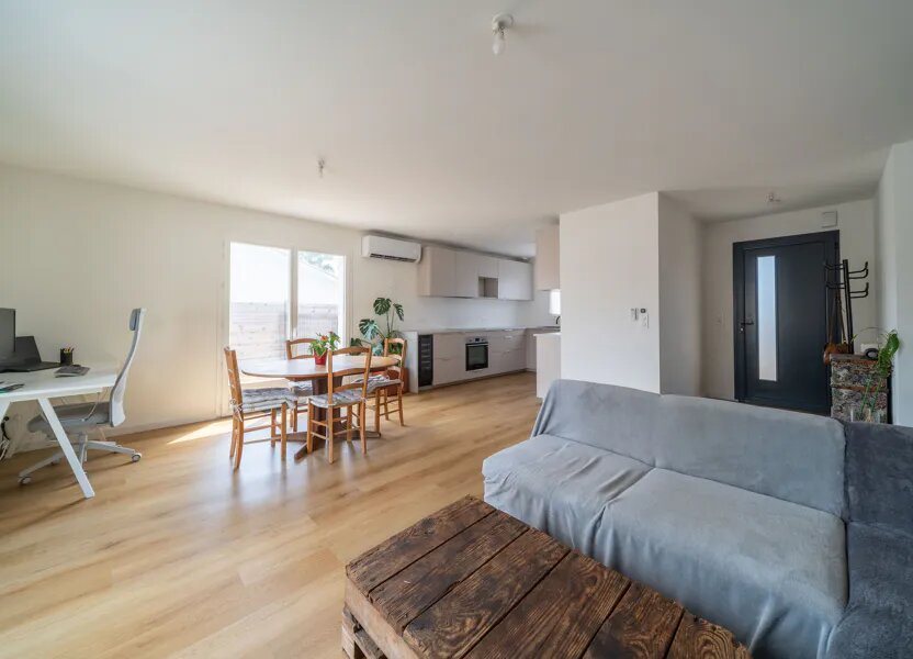 Maison à louer, 83m², Parentis-en-Born