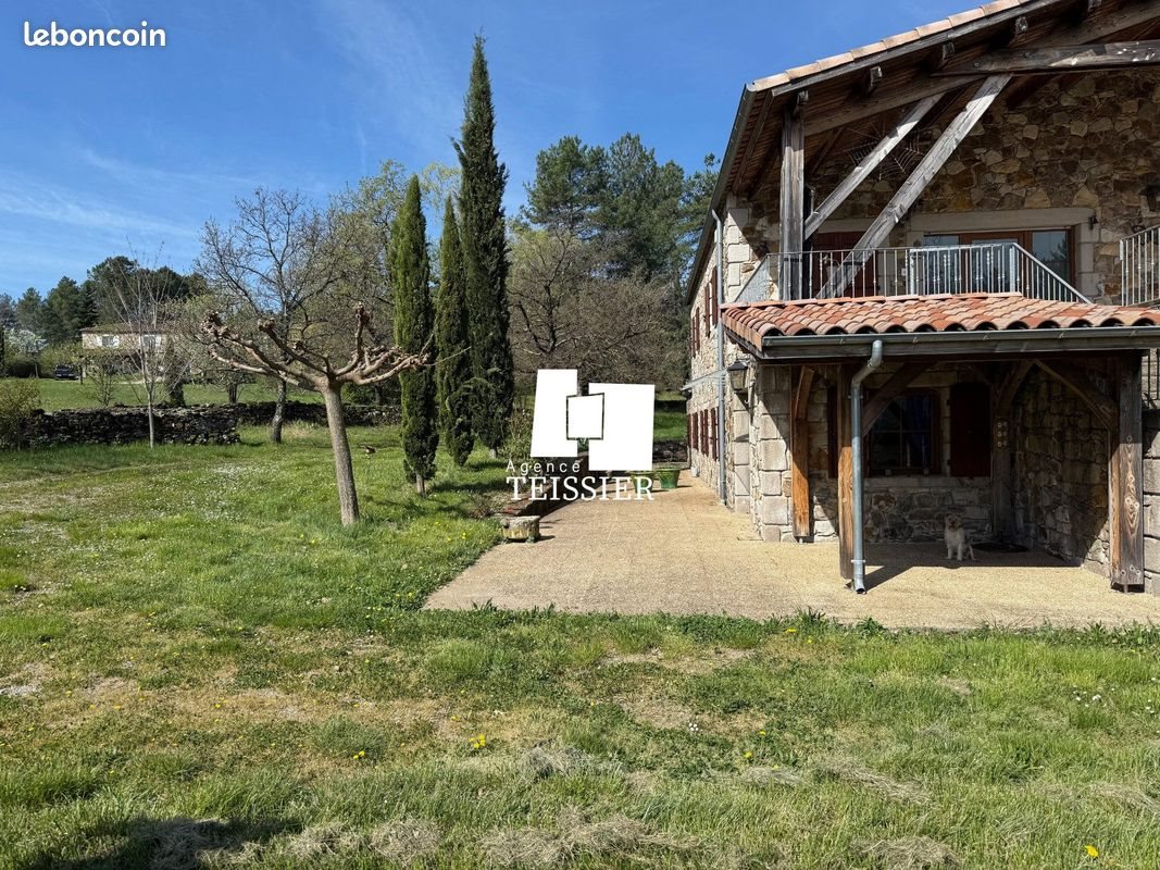 Maison à vendre, 217m², Saint-Pierre-Saint-Jean