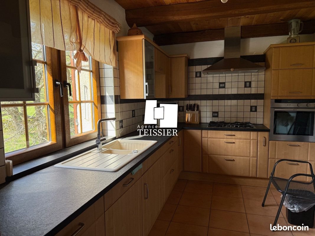 Maison à vendre, 217m², Saint-Pierre-Saint-Jean