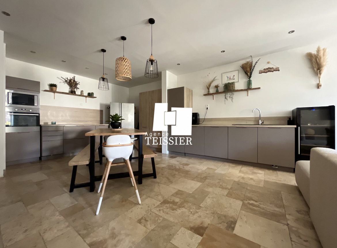 Maison à vendre, 140m², Berrias-et-Casteljau