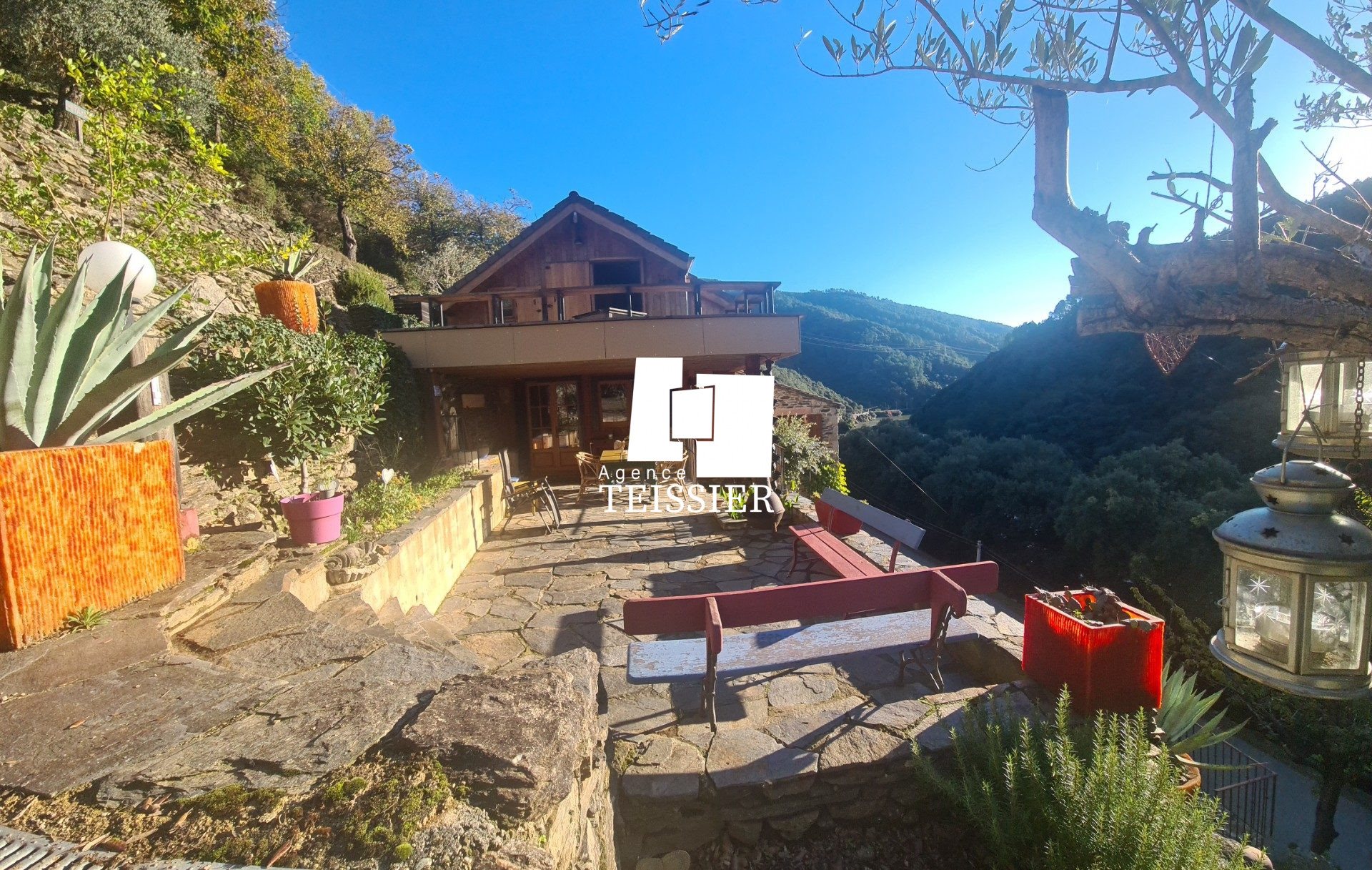 Maison à vendre, 111m², Malarce-sur-la-Thines