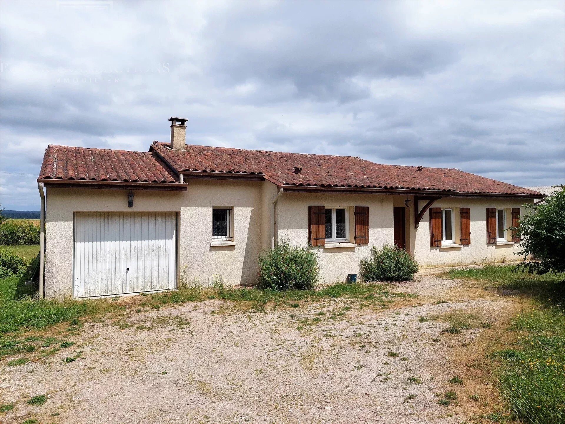 Maison à vendre, 105m², Nontron