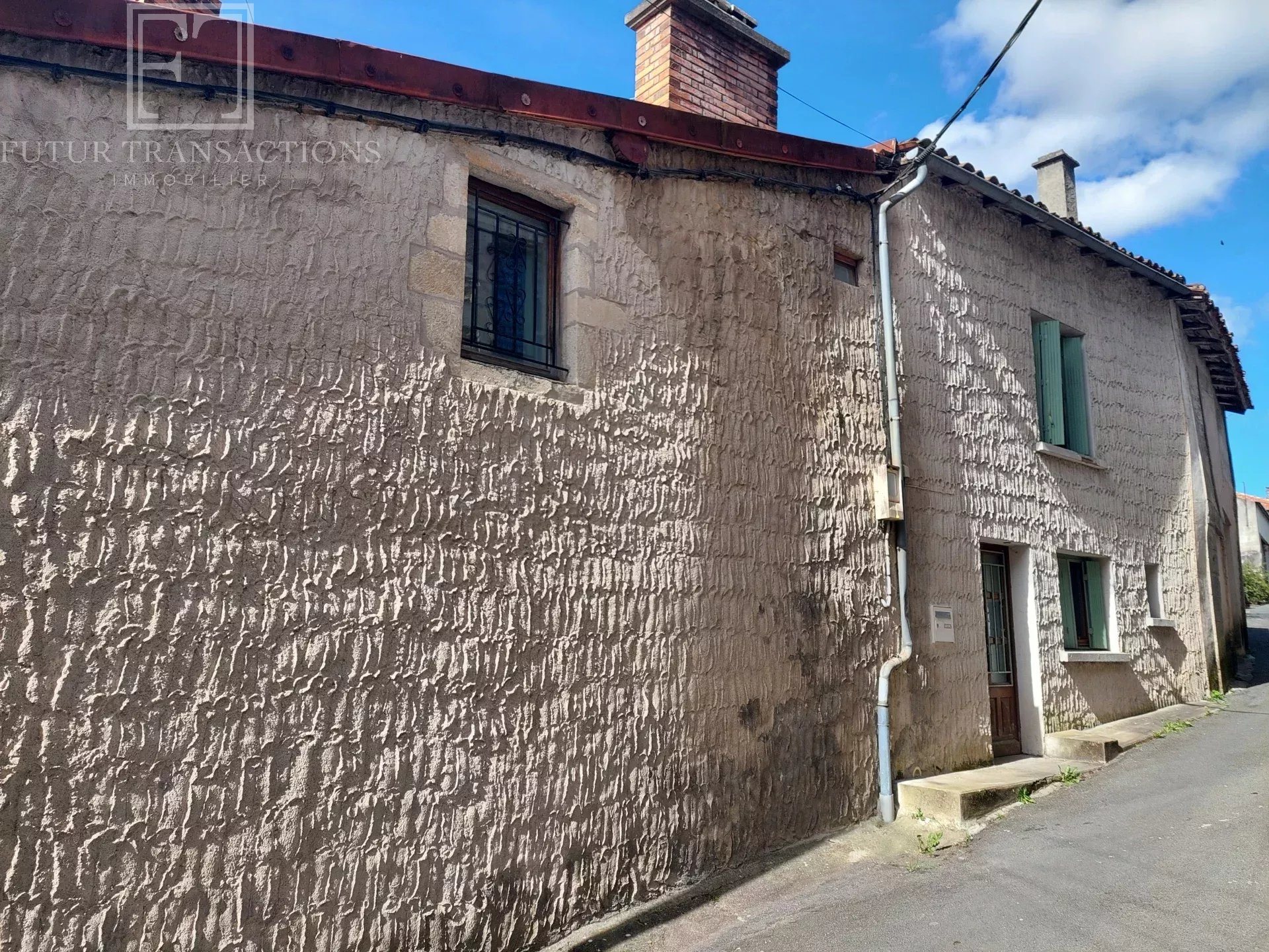 Maison à vendre, 72m², Nontron