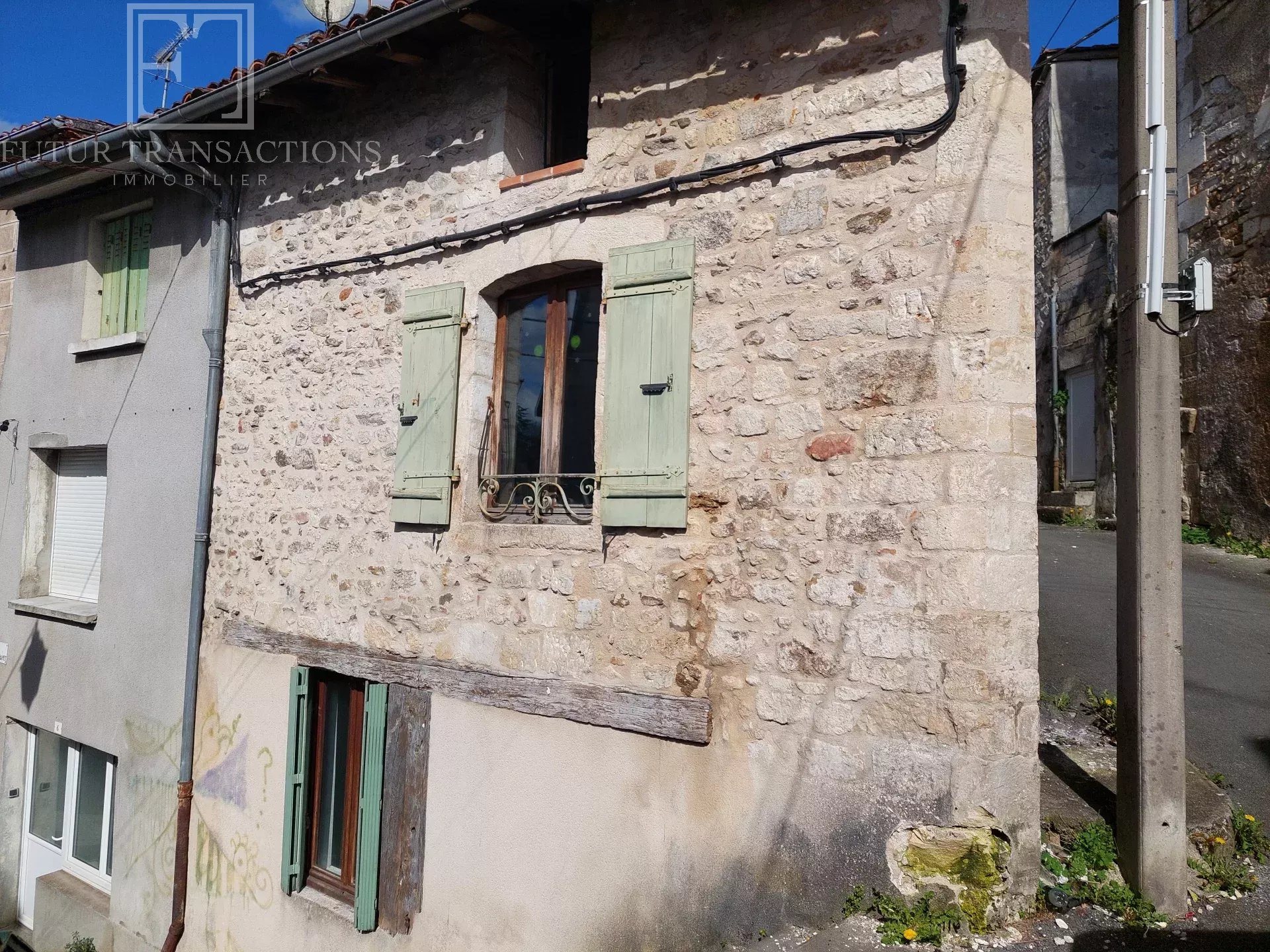 Maison à vendre, 72m², Nontron