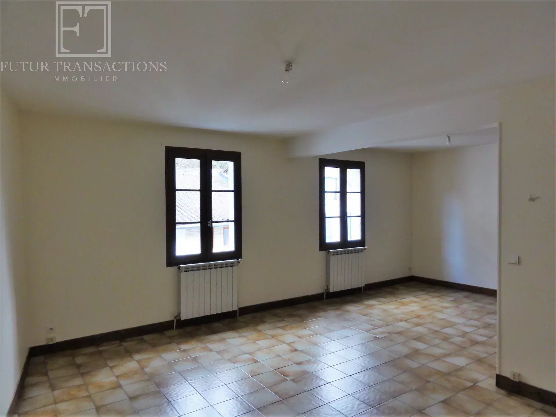 Maison à vendre, 72m², Nontron