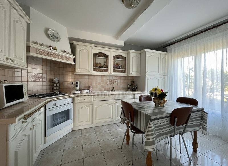 Maison à vendre, 142m², Meyzieu