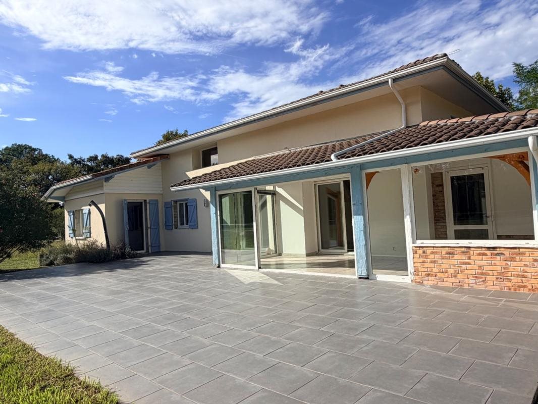 Maison à vendre, 240m², Saint-Sever