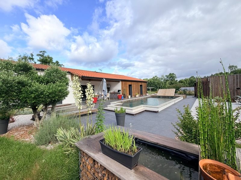 Maison à vendre, 141m², Escource