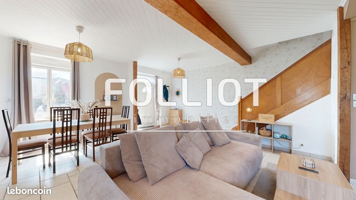 Maison à louer, 102m², Folligny