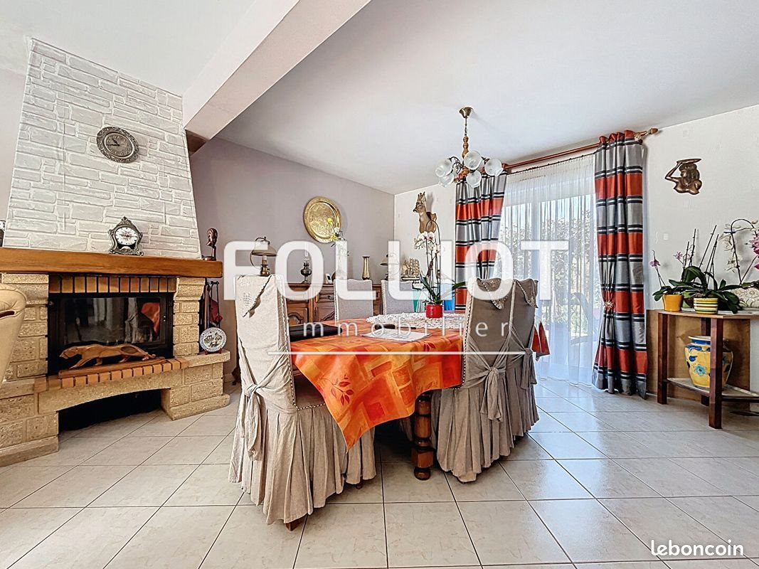 Maison à vendre, 105m², Gavray