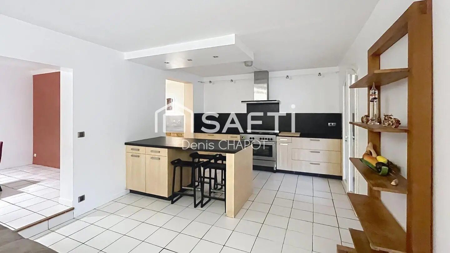 Maison à vendre, 182m², Le Revest-les-Eaux