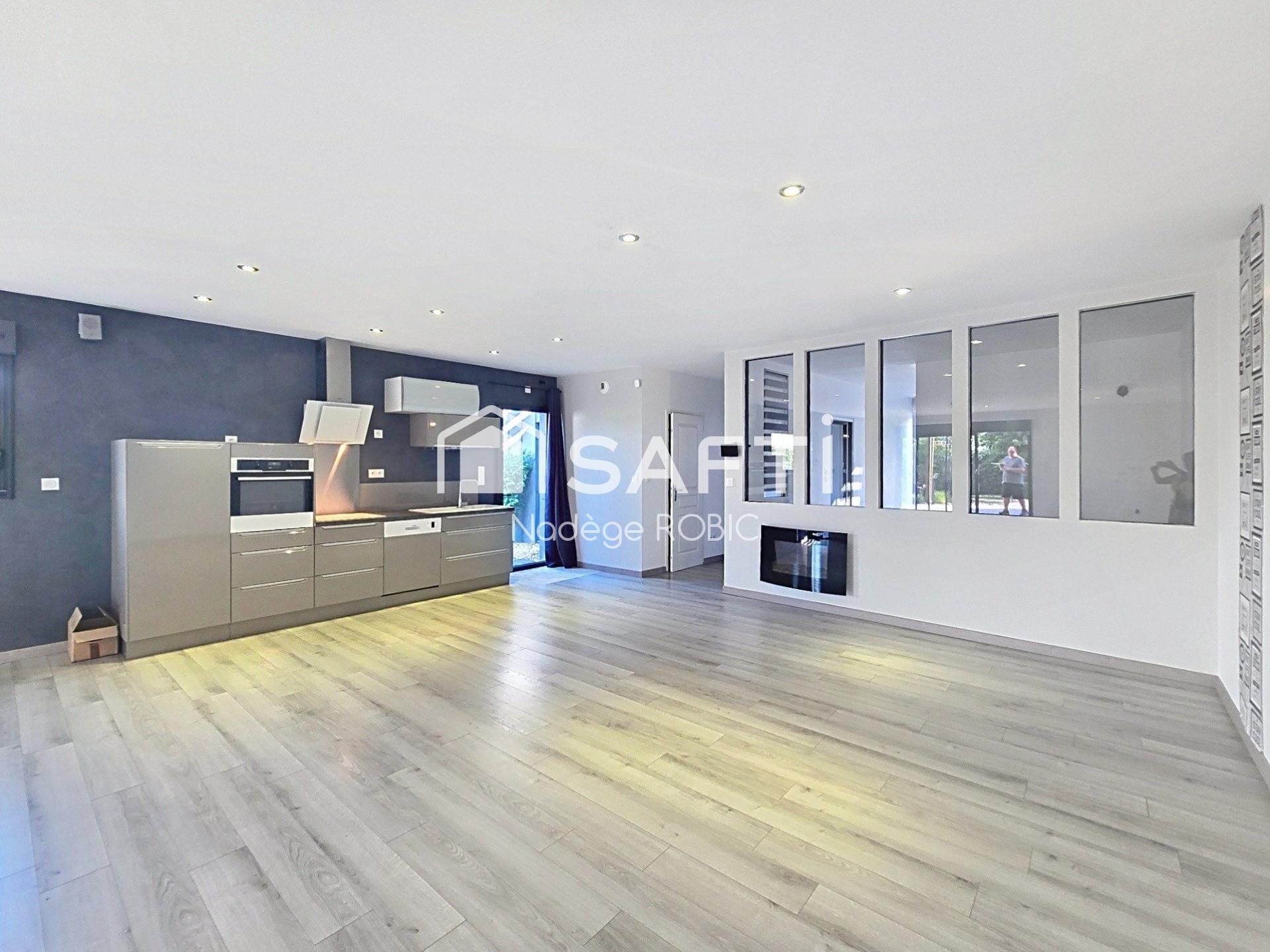 Maison à vendre, 137m², Corzé
