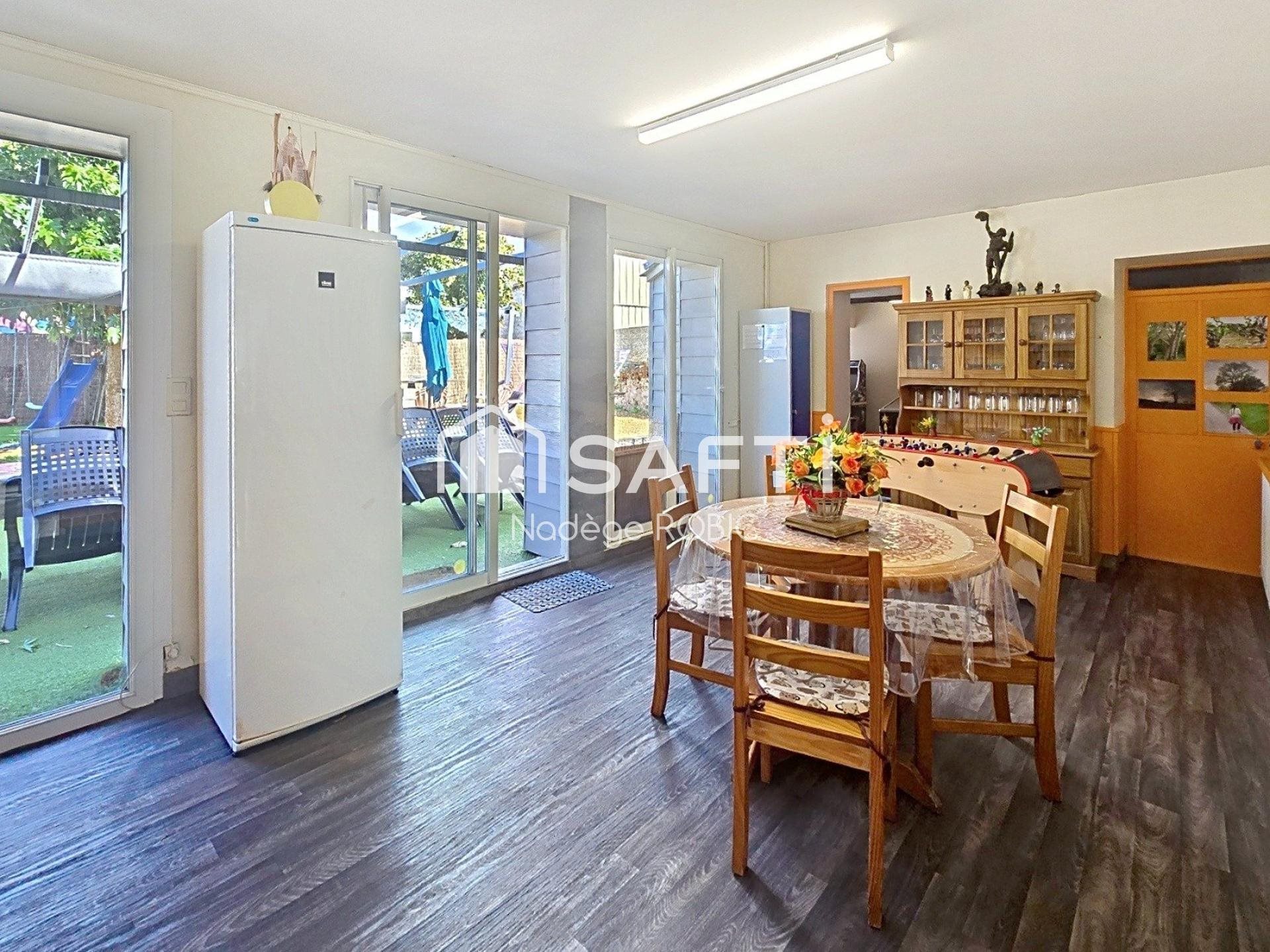Maison à vendre, 167m², Etriché