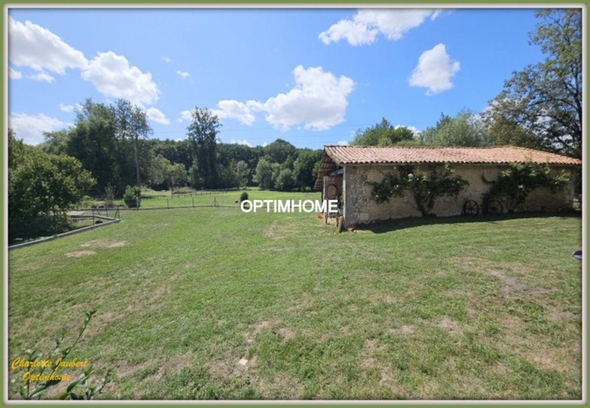 Maison à vendre, 120m², Montmoreau-Saint-Cybard