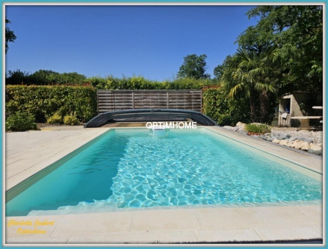 Maison à vendre, 185m², Roullet-Saint-Estèphe