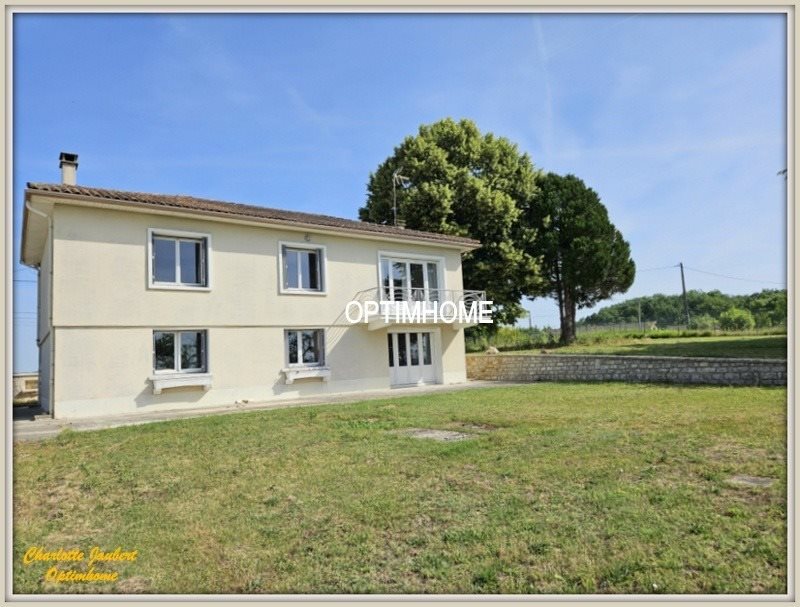Maison à vendre, 177m², Aubeterre-sur-Dronne