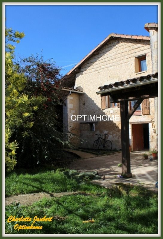 Maison à vendre, 110m², Montmoreau-Saint-Cybard