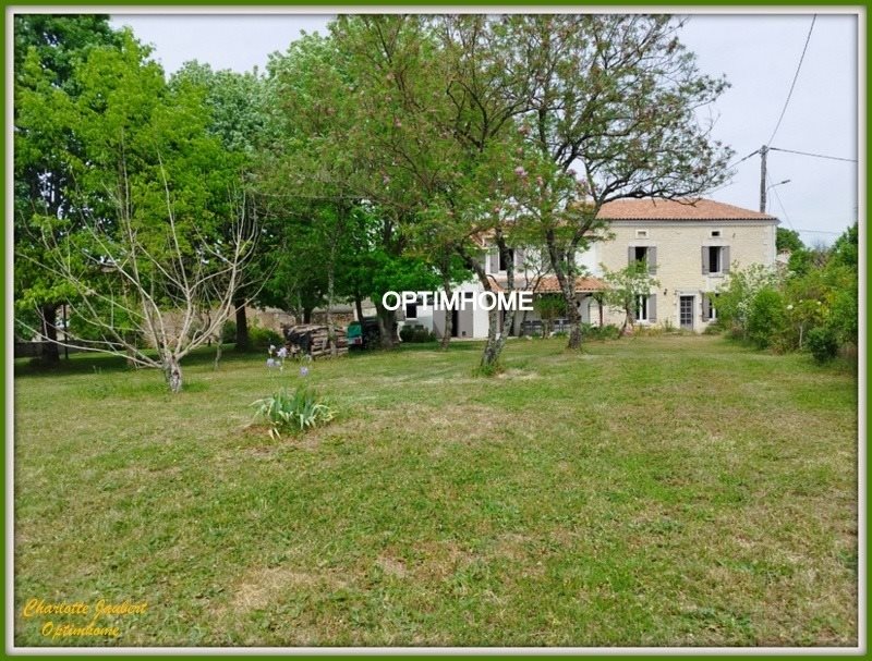 Maison à vendre, 224m², Aubeterre-sur-Dronne