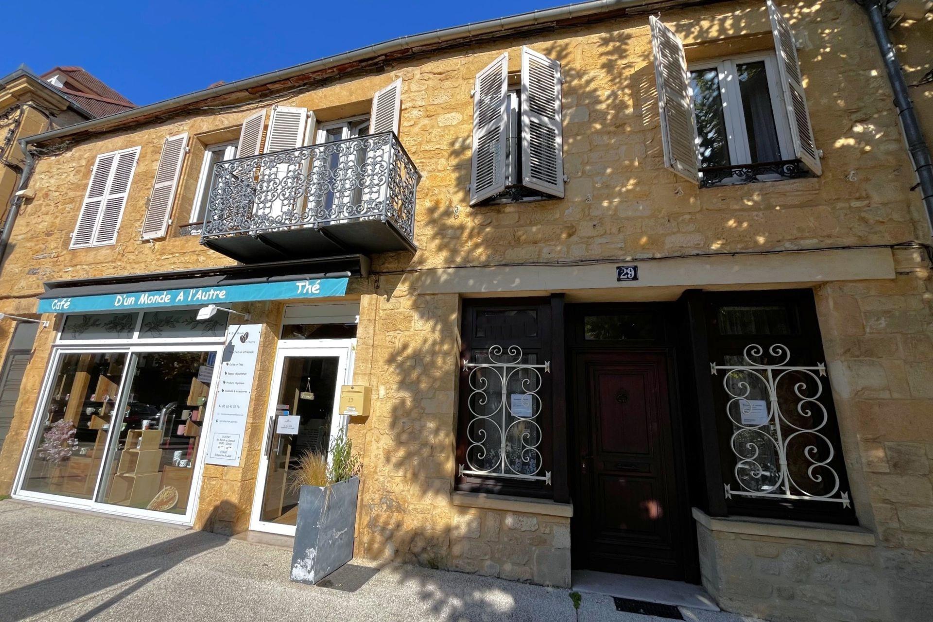 Maison à vendre, 200m², Gourdon