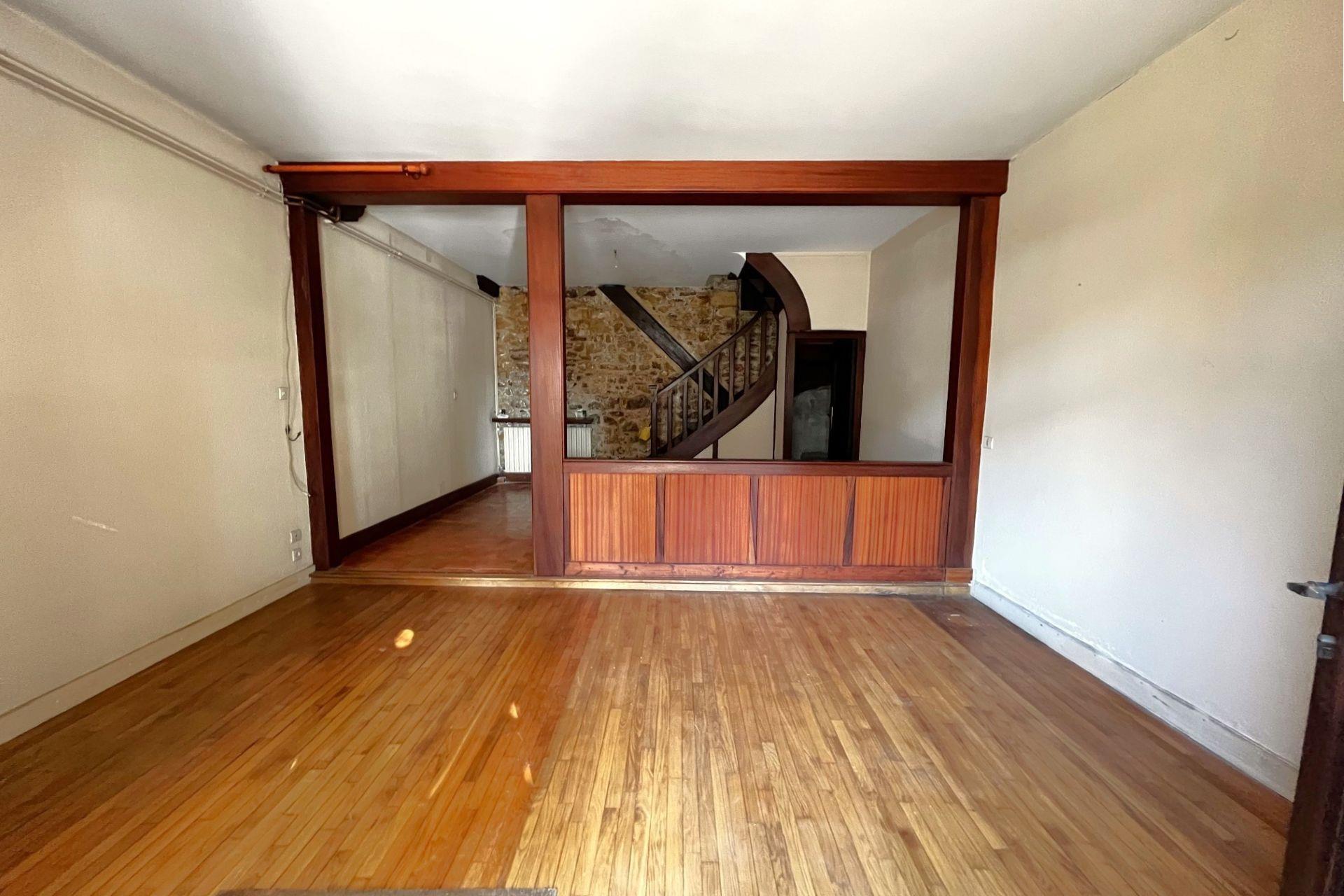 Maison à vendre, 200m², Gourdon