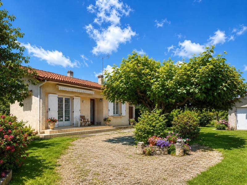 Maison à vendre, 84m², Sainte-Bazeille