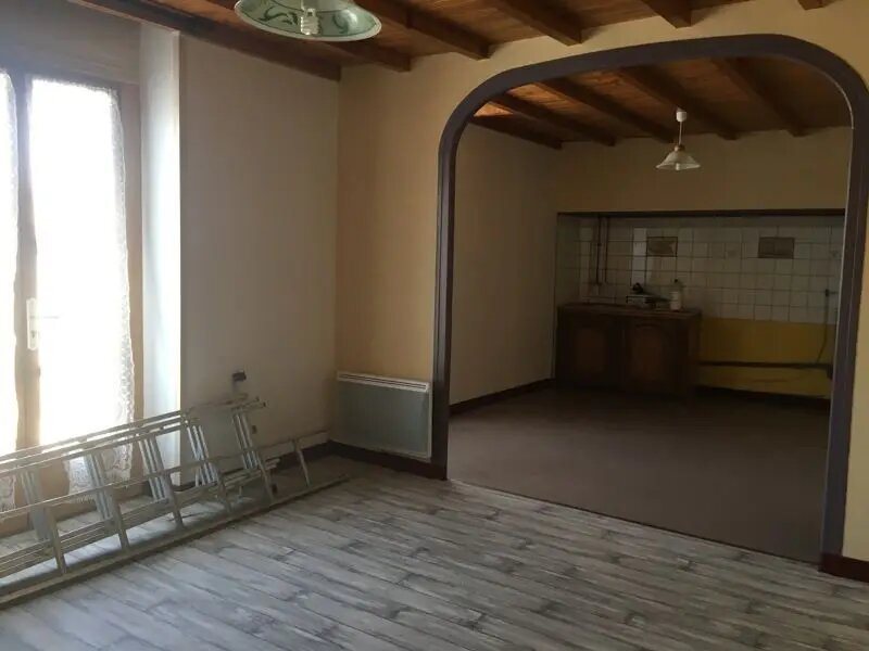Appartement à vendre, 550m², Sainte-Bazeille