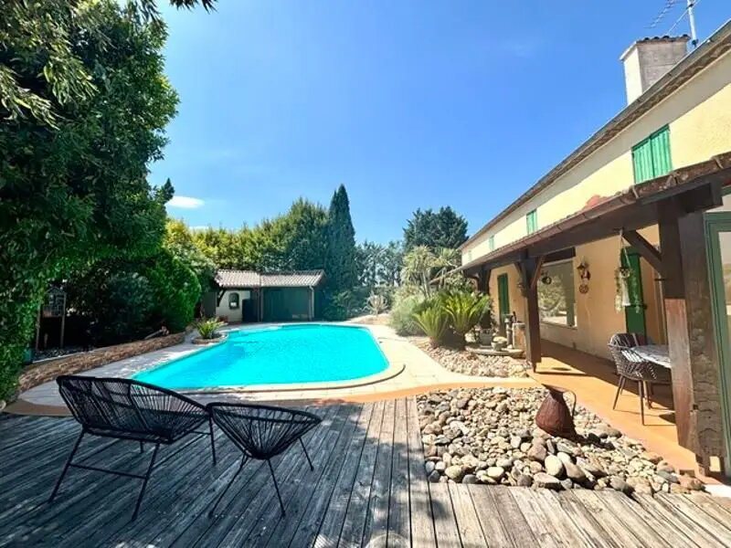 Maison à vendre, 252m², Sainte-Bazeille
