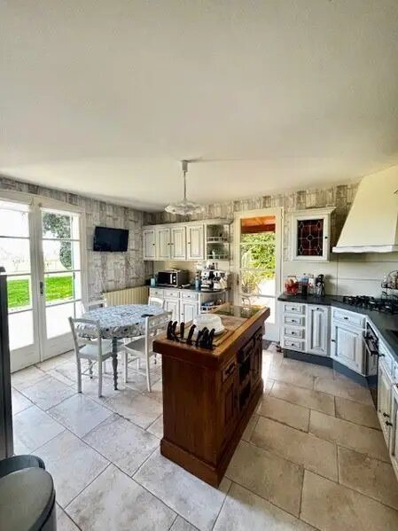 Maison à vendre, 252m², Sainte-Bazeille