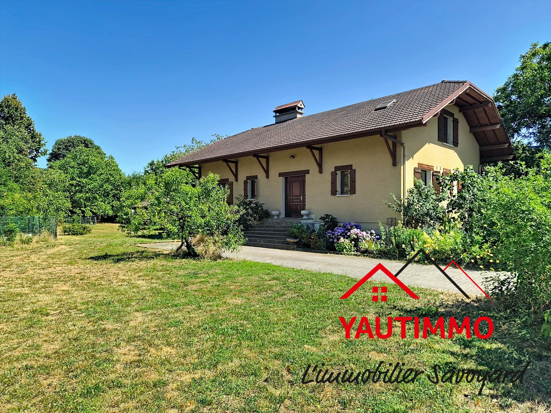 Maison à vendre, 246m², Cranves-Sales