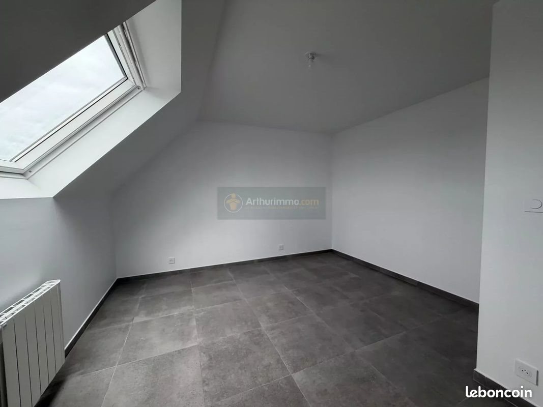 Maison à louer, 92m², Plouédern
