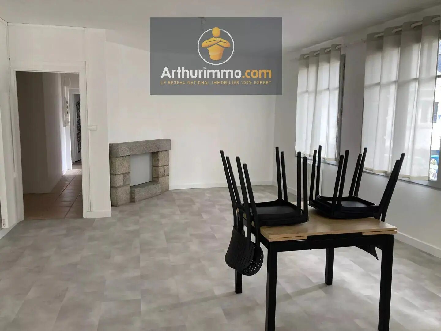 Appartement à louer, 84m², Josselin