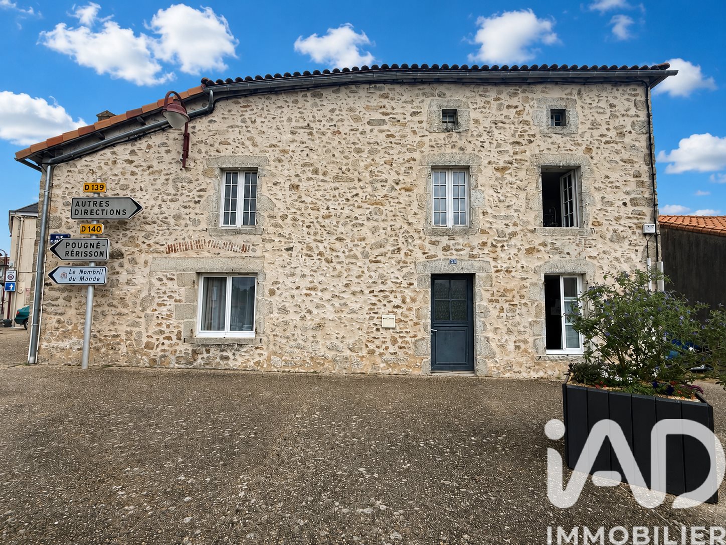 Maison à vendre, 175m², Saint-Aubin-le-Cloud