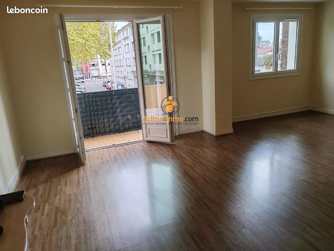 Appartement à louer, 82m², Billère