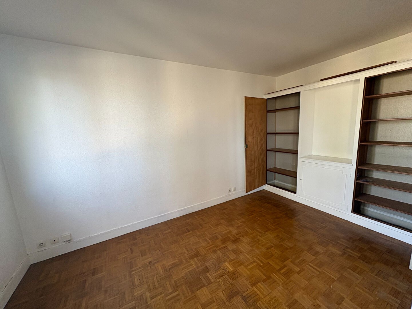 Appartement à vendre, 4m², Sèvres