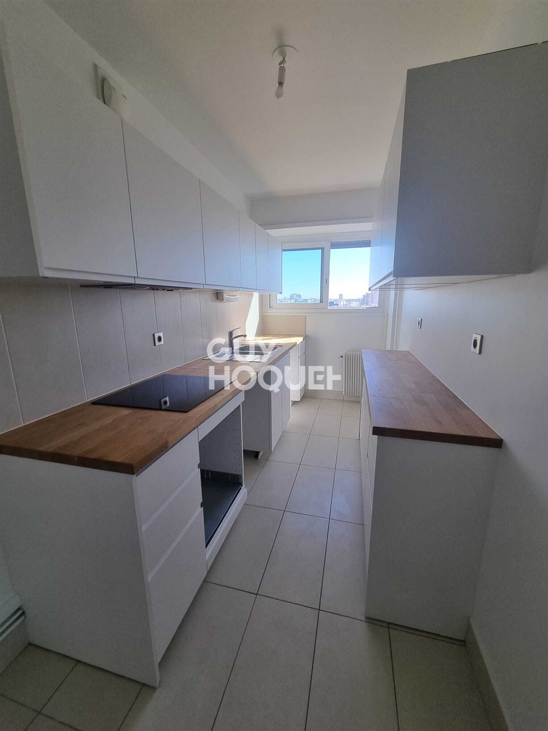 Appartement à louer, 70m², Courbevoie