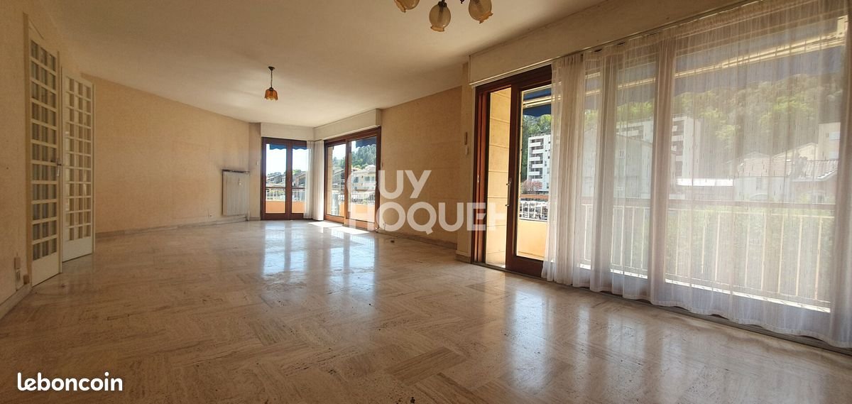 Appartement à vendre, 80m², Vals-les-Bains