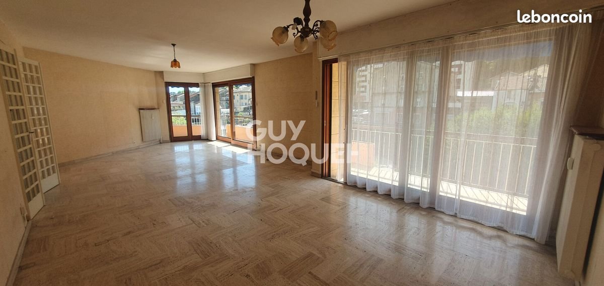 Appartement à vendre, 80m², Vals-les-Bains