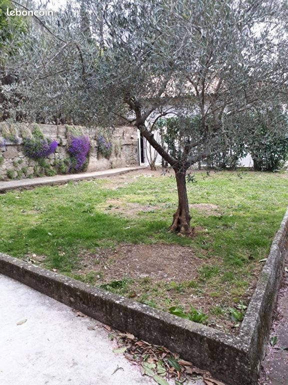 Maison à louer, 117m², Ucel