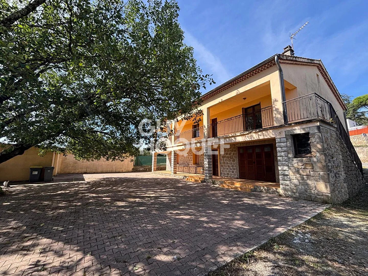 Maison à vendre, 220m², Saint-Étienne-de-Fontbellon