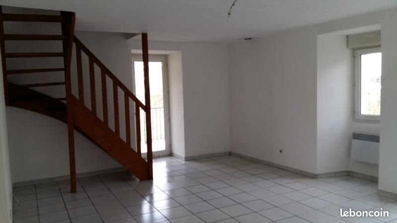 Maison à louer, 85m², Aubenas