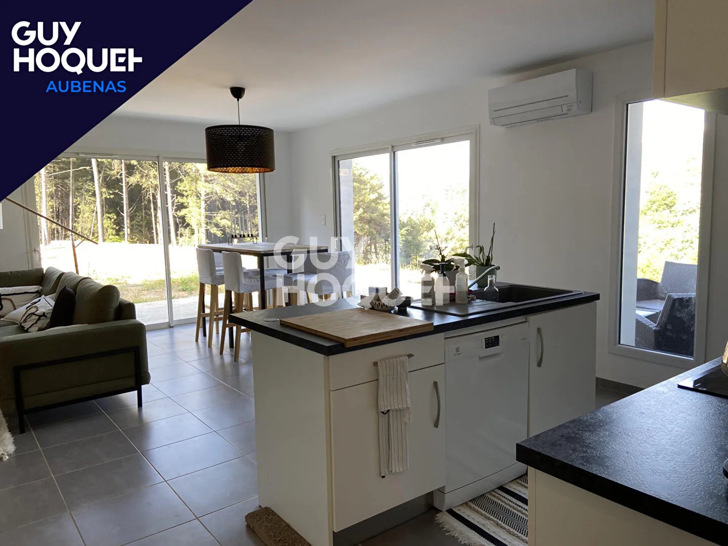 Maison à louer, 94m², Ucel