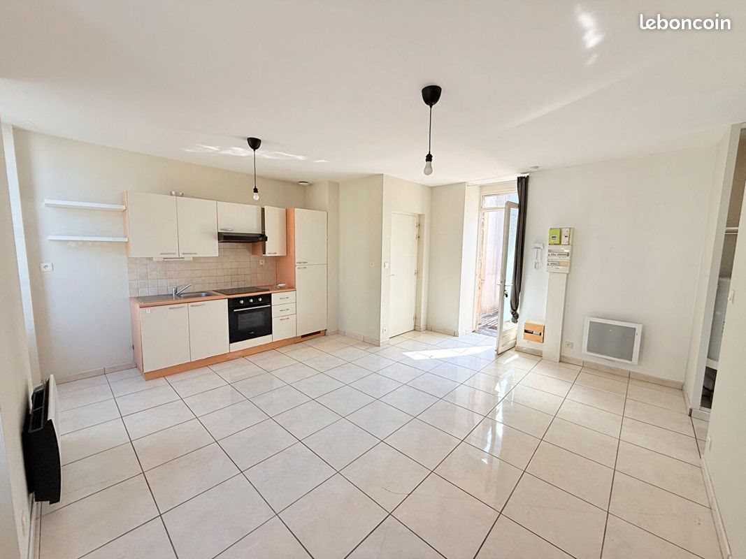 Appartement à louer, 45m², Landerneau