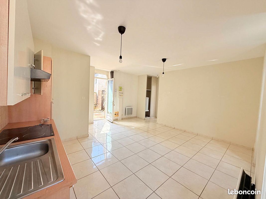 Appartement à louer, 45m², Landerneau