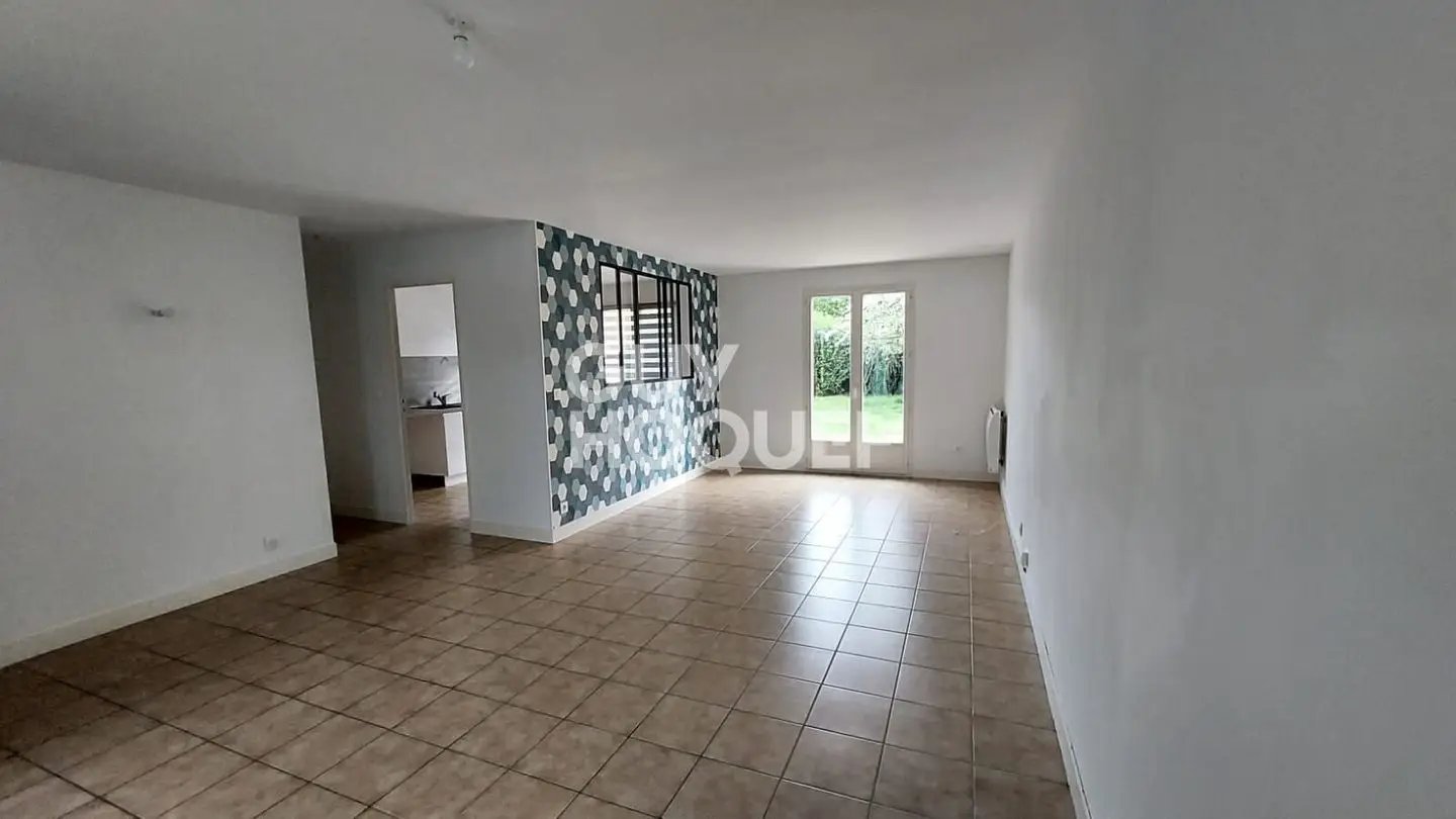 Maison à louer, 83m², Lèves