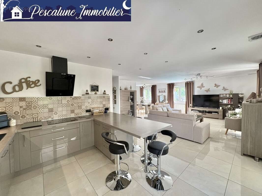 Maison à vendre, 108m², Lunel