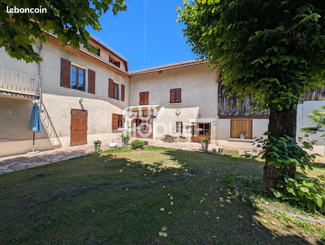 Maison à vendre, 151m², La Buissière