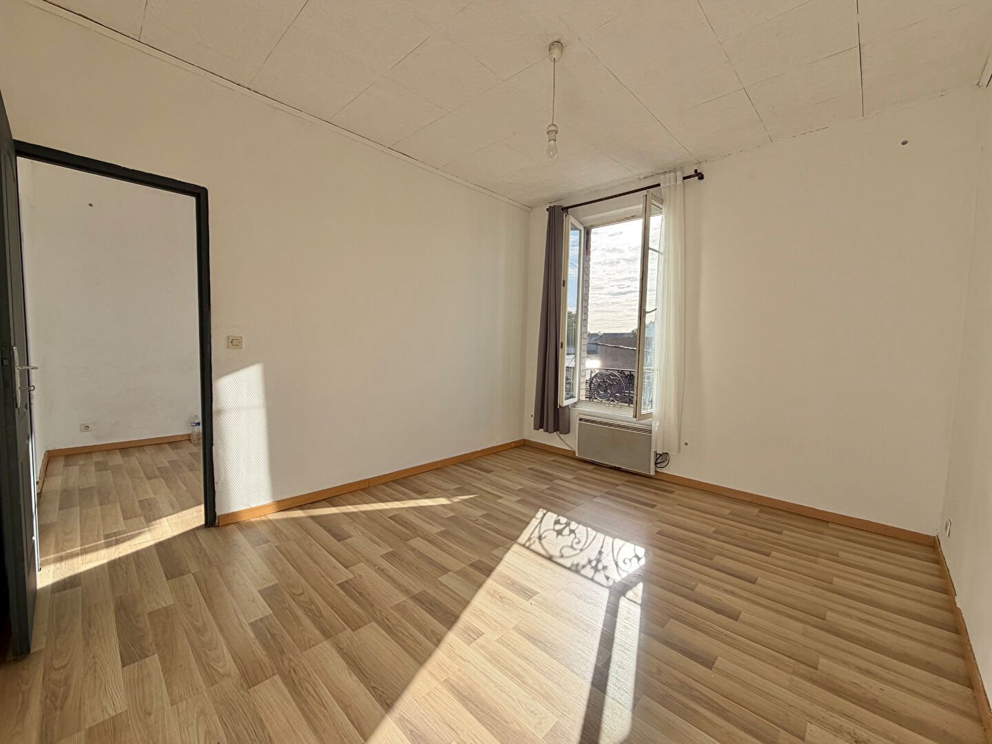 Appartement à vendre, 33m², Aubervilliers