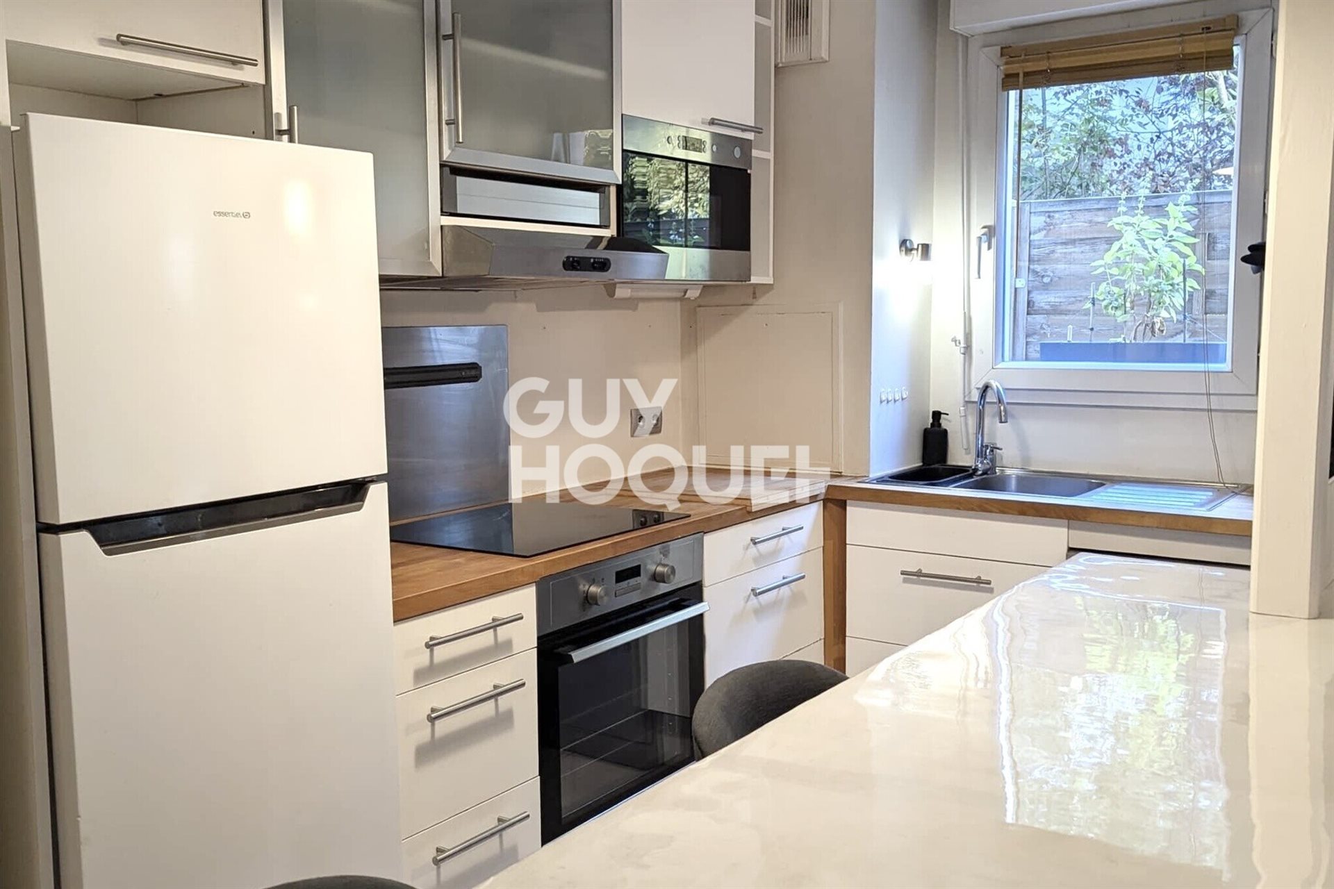 Appartement à louer, 43m², Suresnes